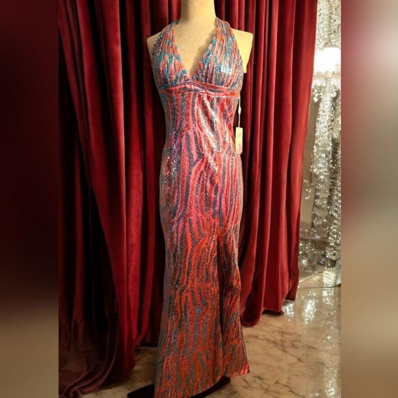 Elegant Multicolor Halter Sequined Maxi Dress. Backless. Size 8. Mermaid Style - Picture 2 of 11